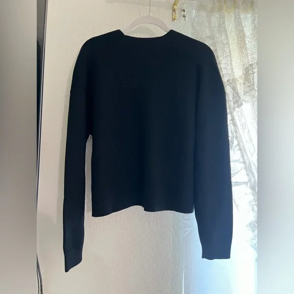 Uniqlo WOMEN SMOOTH COTTON V NECK
CARDIGAN - Picture 4 of 5